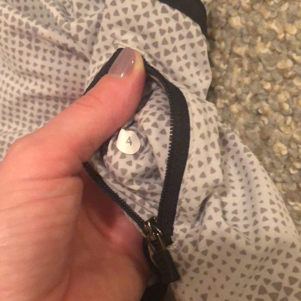 Lululemon Tracker Shorts. 4 - image 8